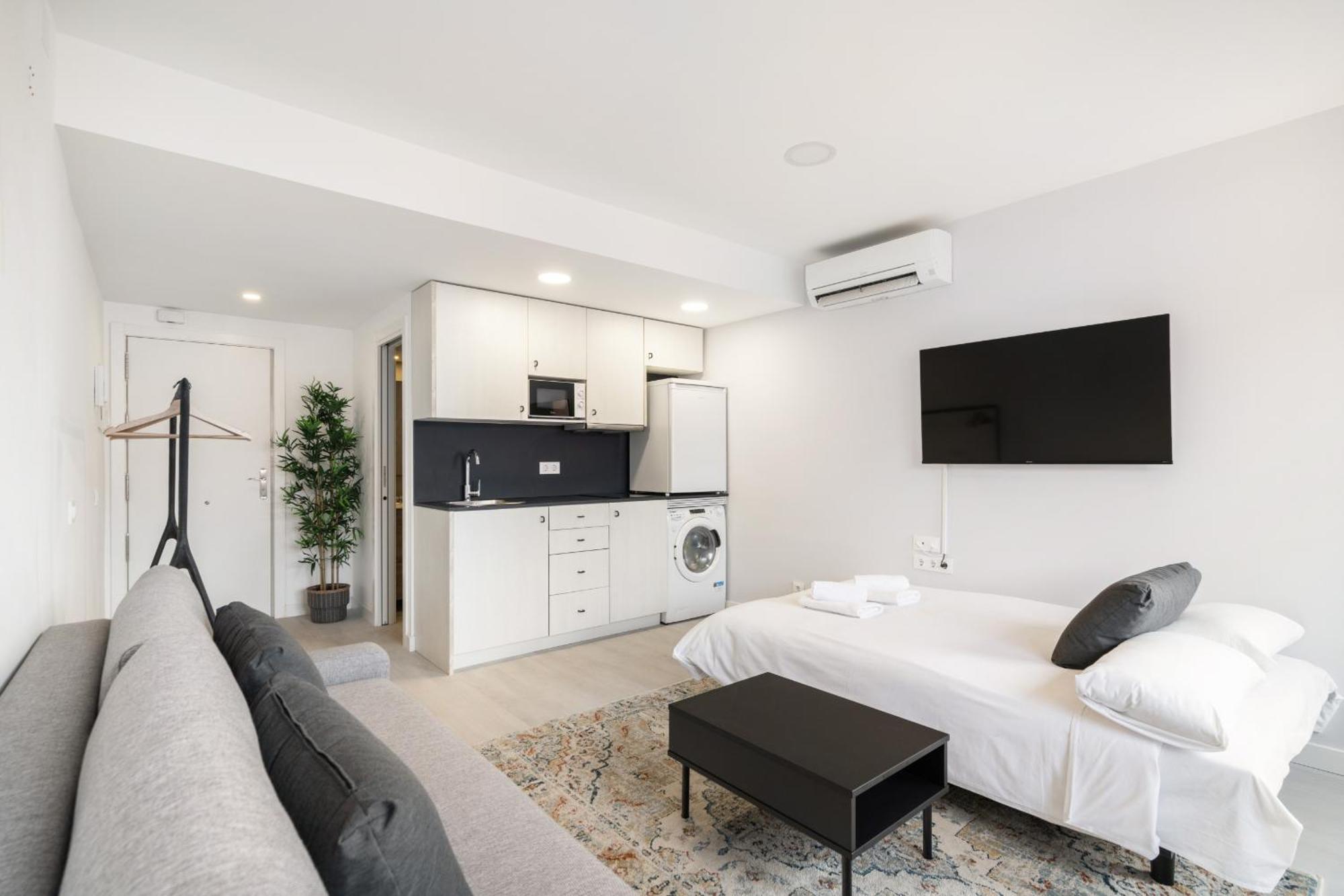Madrid Riverside Studios Con Parking Incluido Alquiler Temporal Exterior foto
